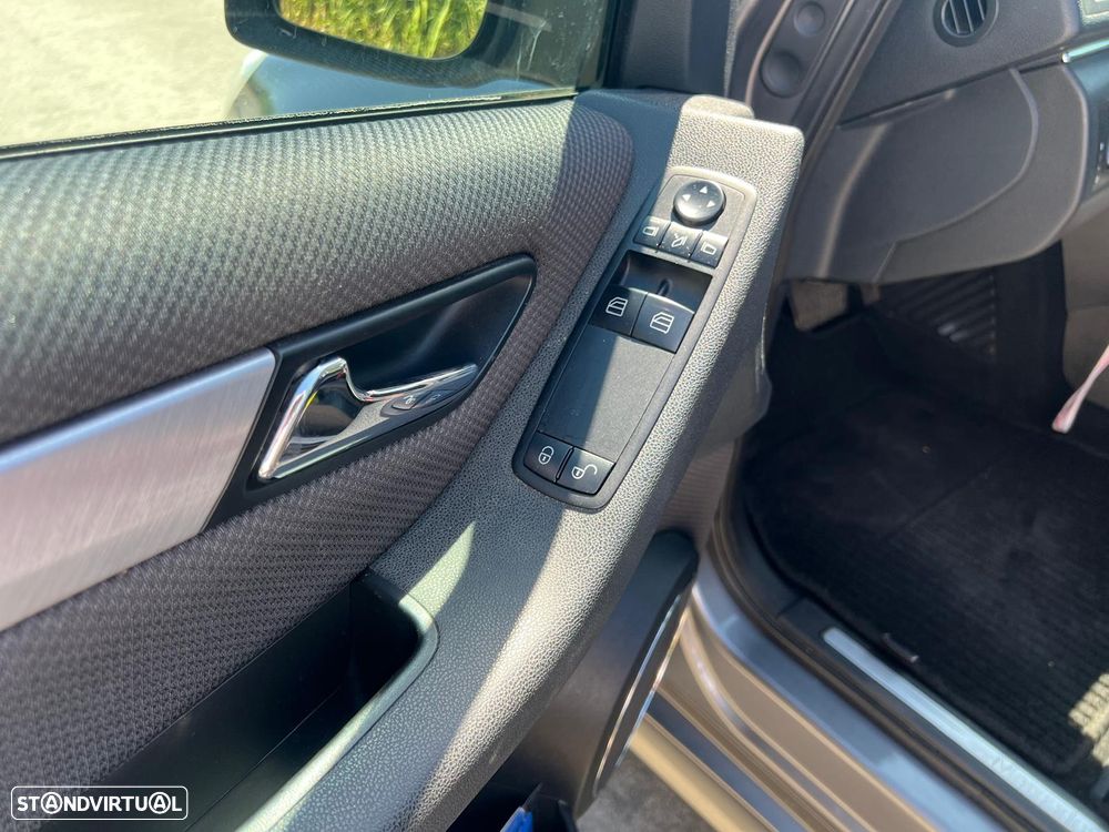 Mercedes-Benz B 180 CDI Autotronic - 4