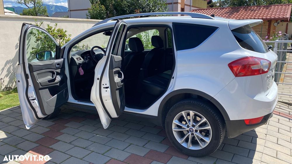 Ford Kuga - 4