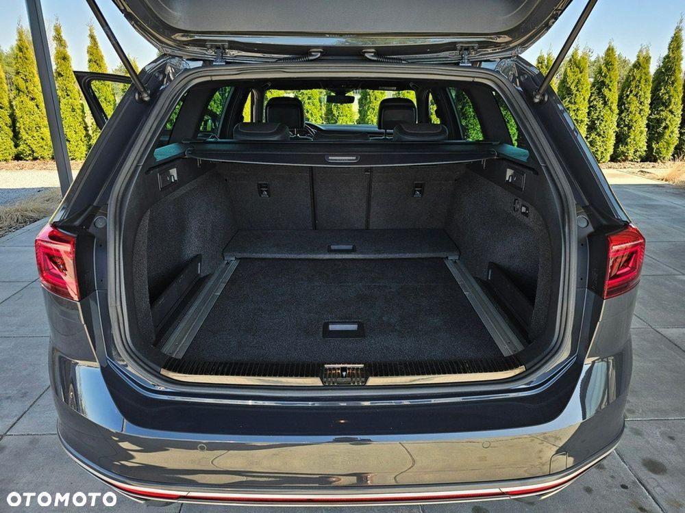 Volkswagen Passat Alltrack - 33
