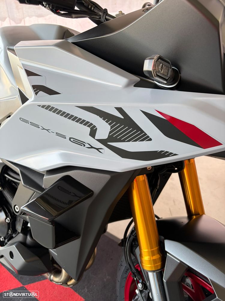 Suzuki GSX 1000 GX MY26 - 5