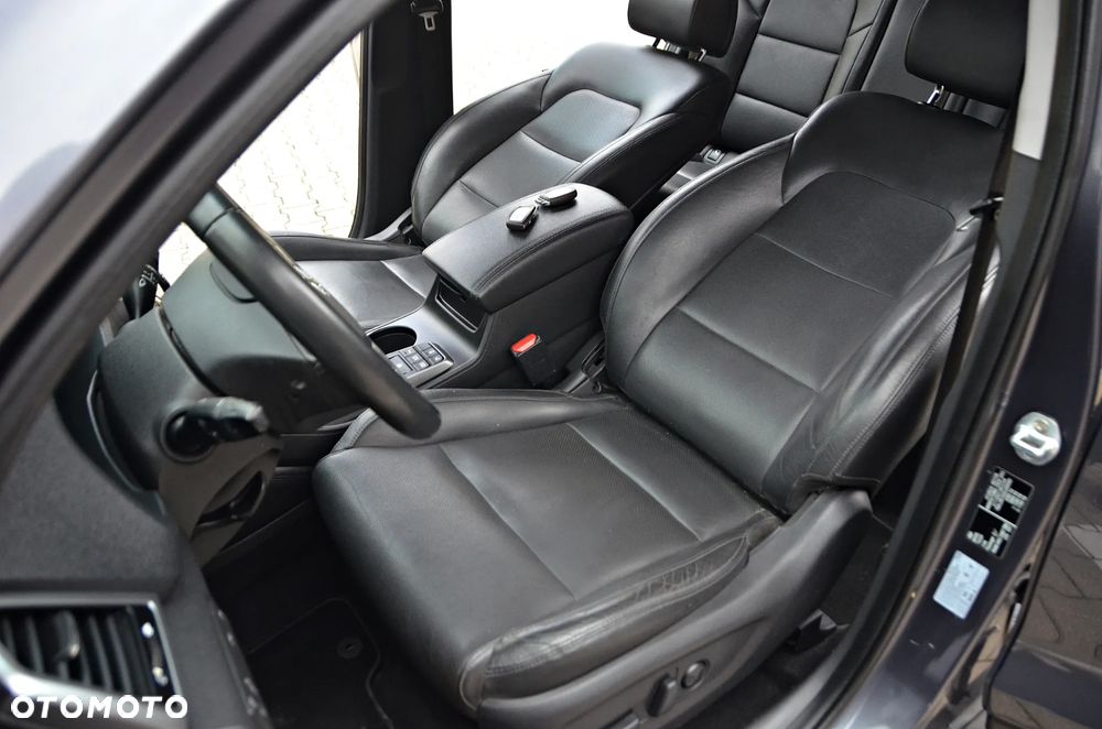 Hyundai Tucson blue 1.7 CRDi 2WD DCT Premium - 6
