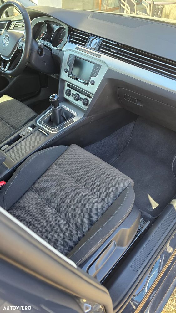 Volkswagen Passat 2.0 TDI 4Motion Comfortline - 7