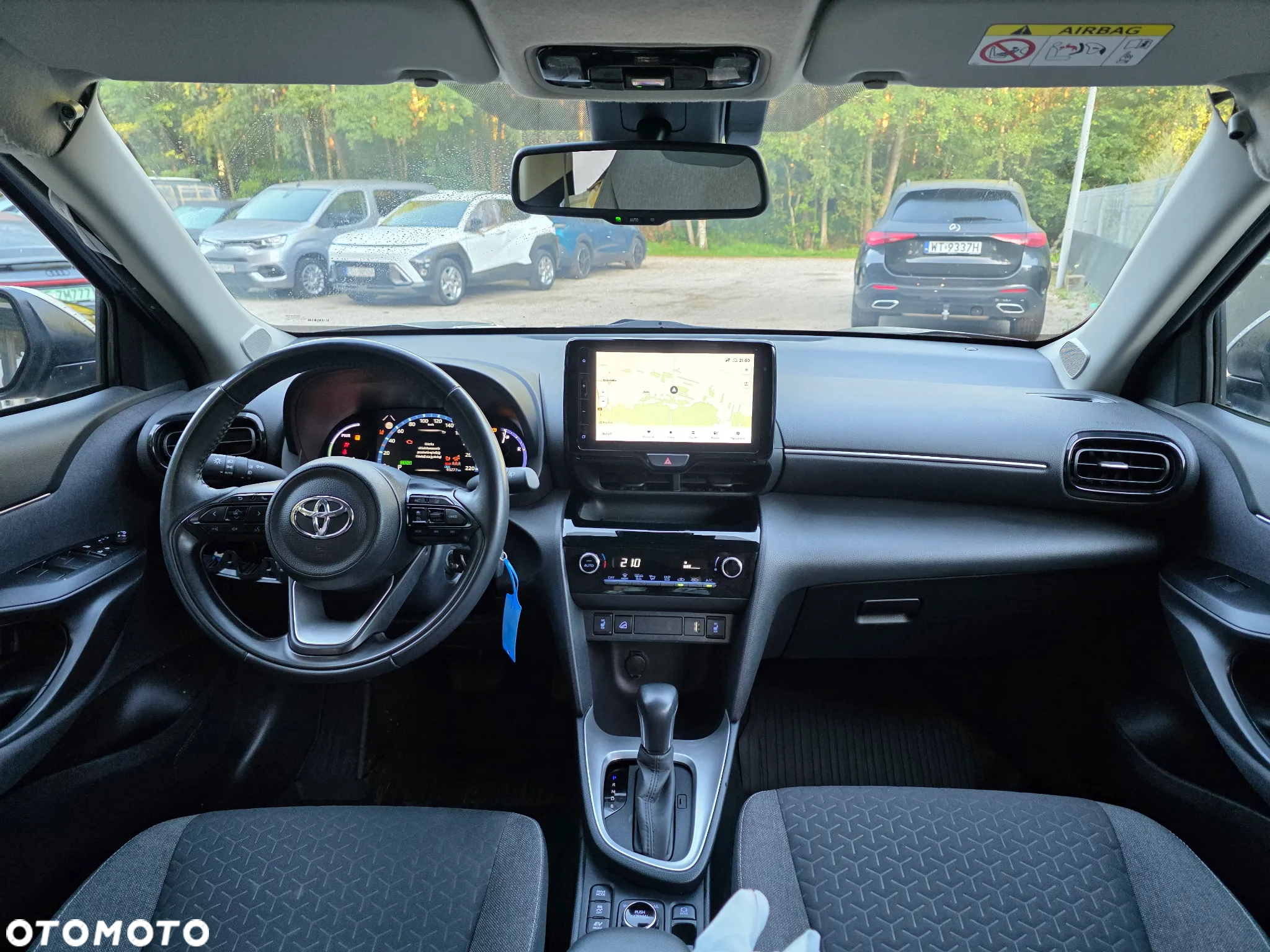 Toyota Yaris Cross Hybrid 1.5 Comfort 4x4 - 16