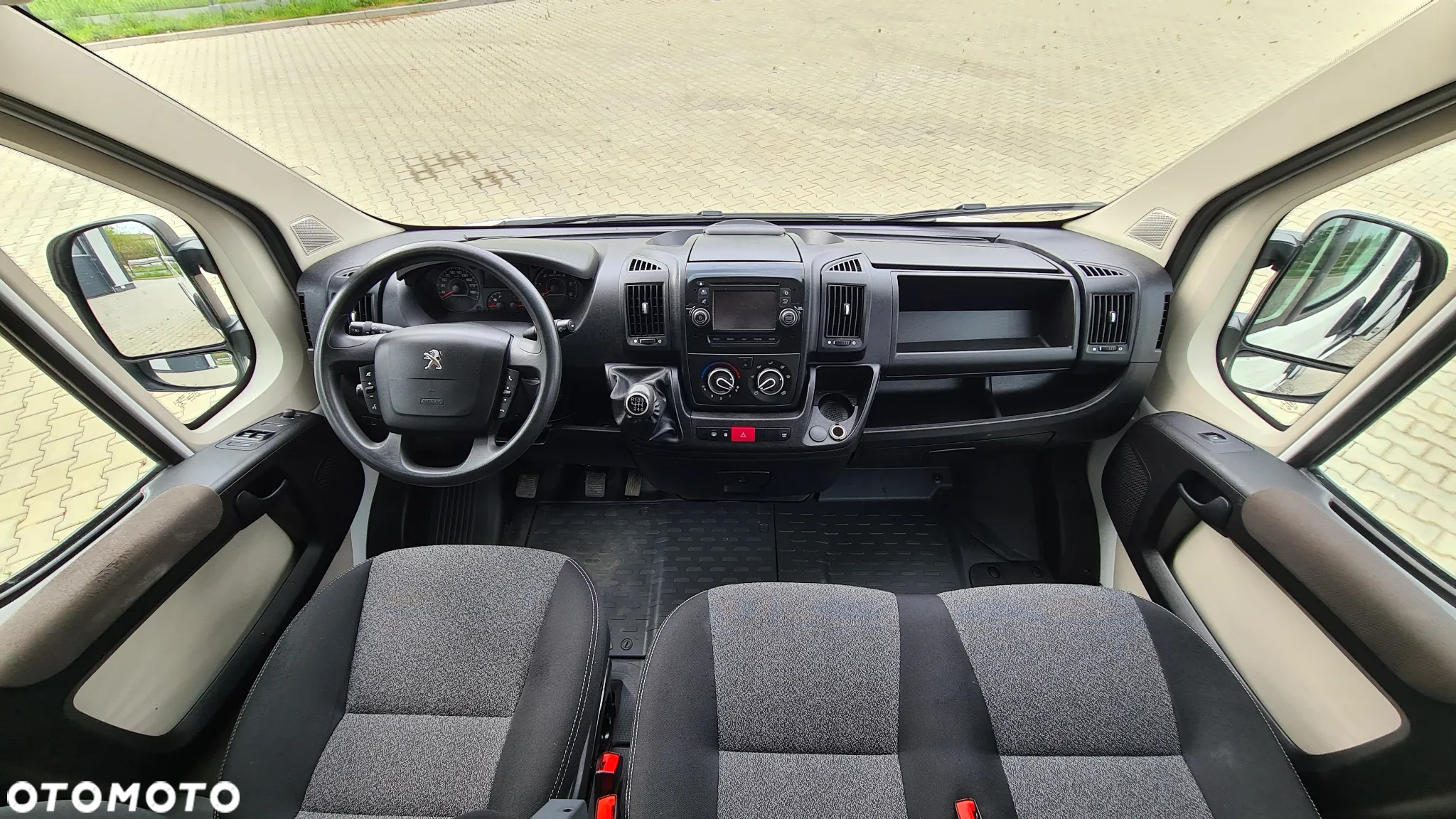 Peugeot BOXER L4H2 MAXI BRYGADÓWKA 9 OSÓB NAVI TEMPOMAT NR.84 - 12