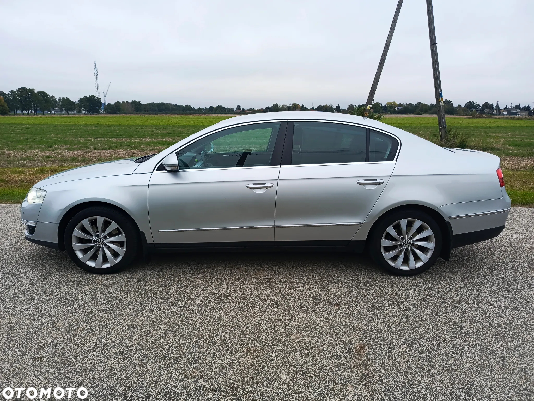 Volkswagen Passat 1.8 TSI Comfortline - 3