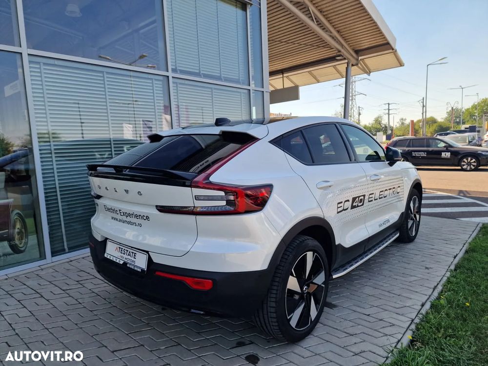 Volvo C40 Recharge Twin Motor AWD Plus - 5
