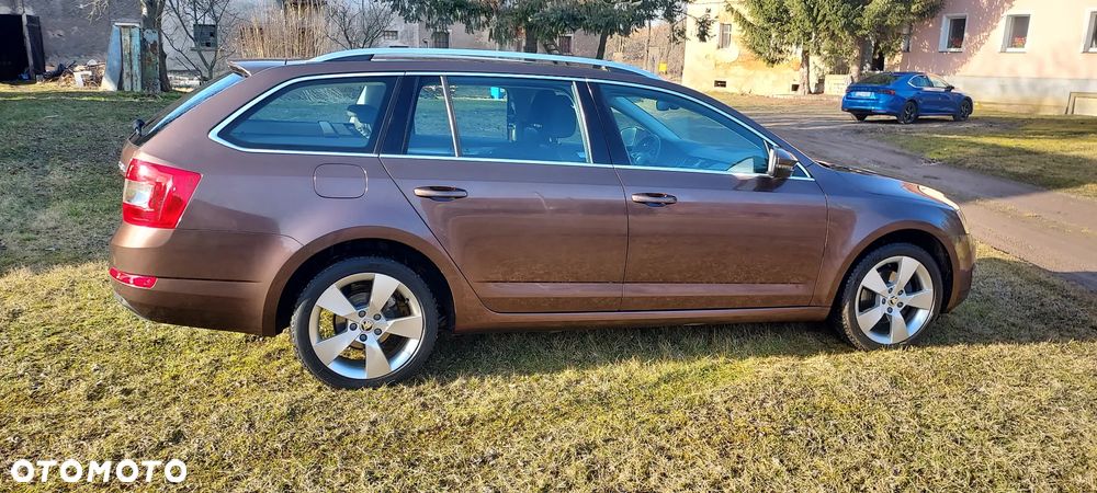 Skoda Octavia 2.0 TDI Style - 10