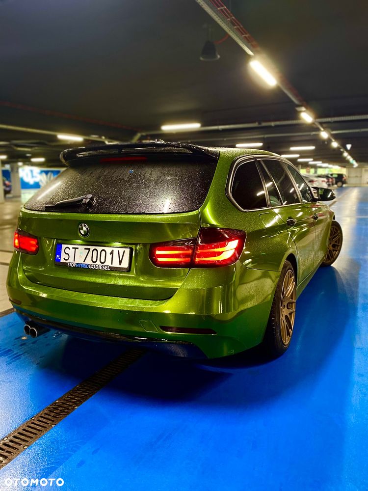 BMW Seria 3 330d Touring - 5