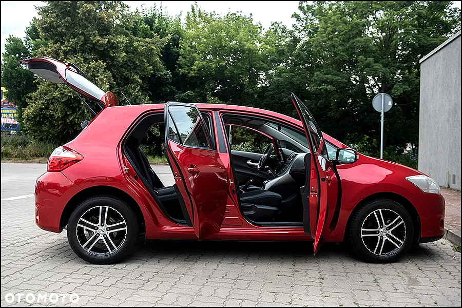 Toyota Auris - 15