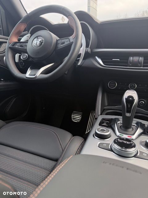 Alfa Romeo Stelvio 2.2 JTDM Intensa Q4 - 11