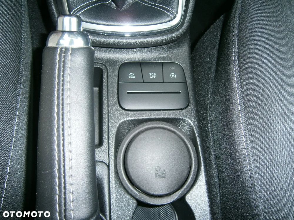 Ford Fiesta 1.0 EcoBoost S&S TITANIUM X - 20