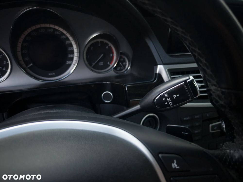 Mercedes-Benz Klasa E 220 BlueTEC 9G-TRONIC Avantgarde - 20