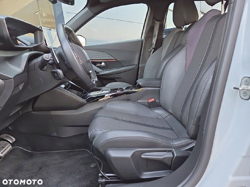 Peugeot 2008 1.2 PureTech GT S&S EAT8 - 9