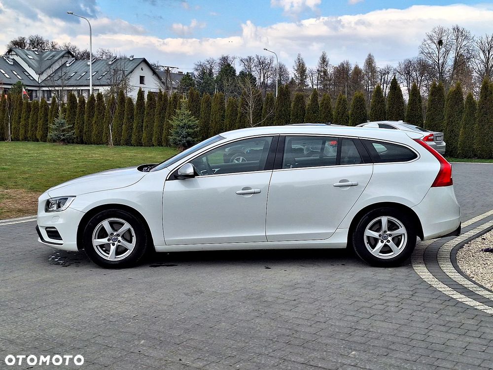 Volvo V60 D3 Geartronic RDesign - 10