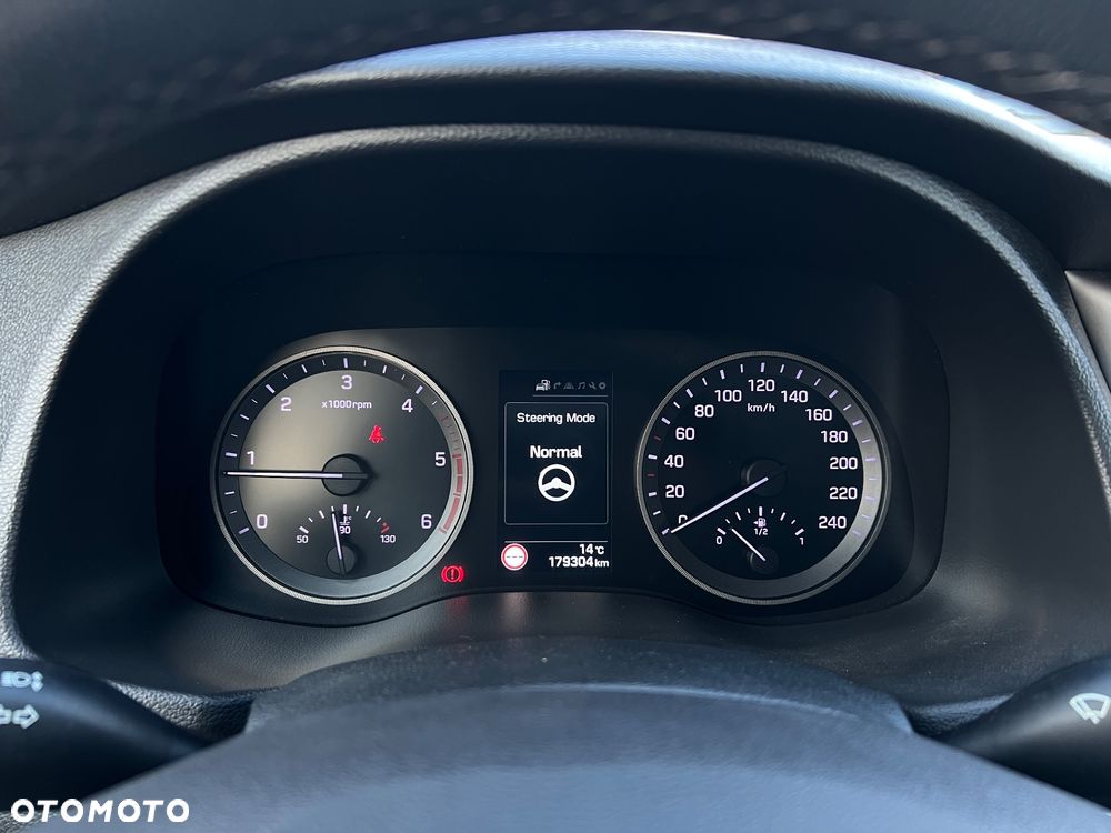 Hyundai Tucson 2.0 CRDI BlueDrive Style 2WD - 31