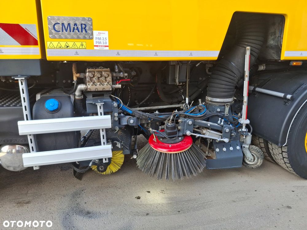 Volvo FMX 420 Zamiatarka BROCK VS 7 TECH Euro 6 PM2.5/10 Karcher 100 BAR Listwy Ciśnieniowe Mycie Asfaltu W Szerokim Zakresie Szczotki L/R 2145 MTH Kamery 360 2021R Dodatkowy Zbiornik Wody Webasto - 15