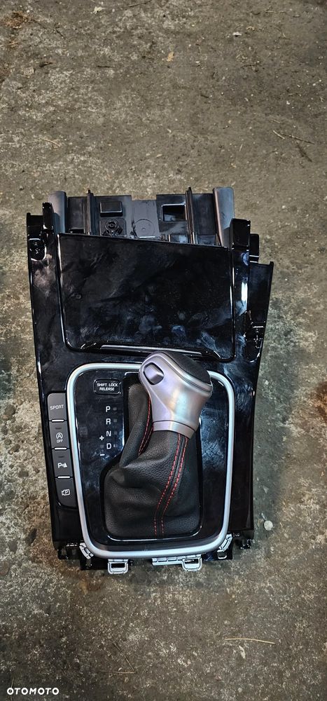 Ramka wybierak biegów gałka Kia Ceed III Lift GT HB 5D 84651-J7000 - 1