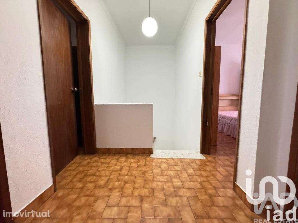 Prédio em Assumar de 86 m2 - Grande imagem: 3/15