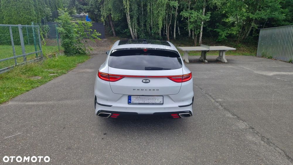 Kia ProCeed - 7
