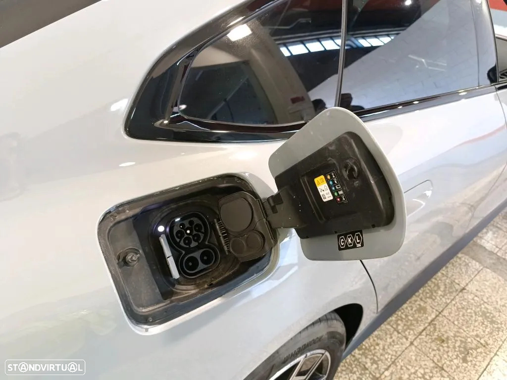 BMW i4 eDrive40 Desportiva M - 12