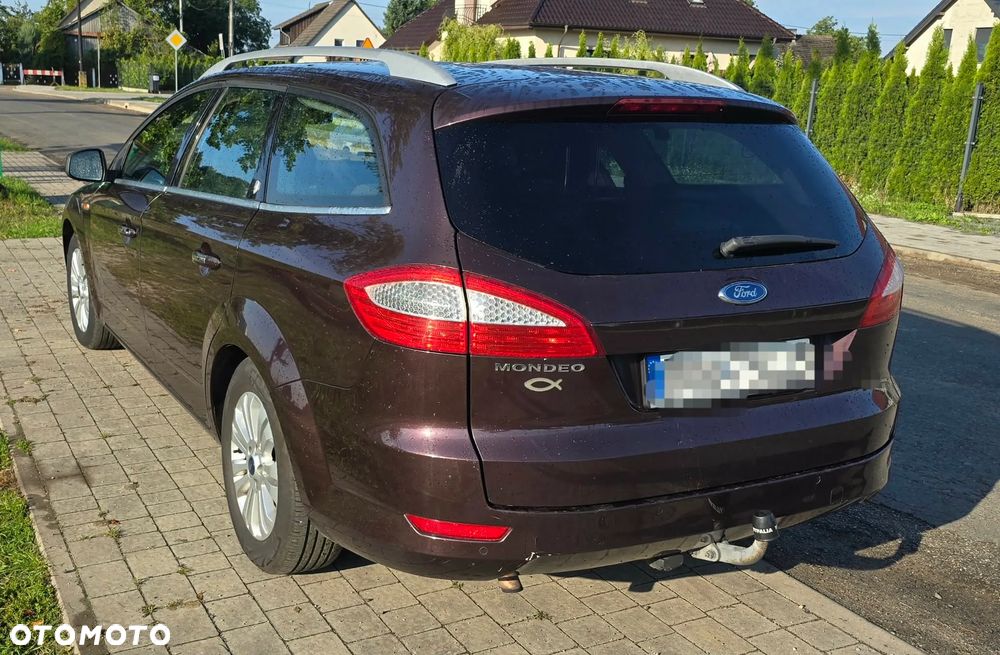 Ford Mondeo 2.0 Ghia - 6