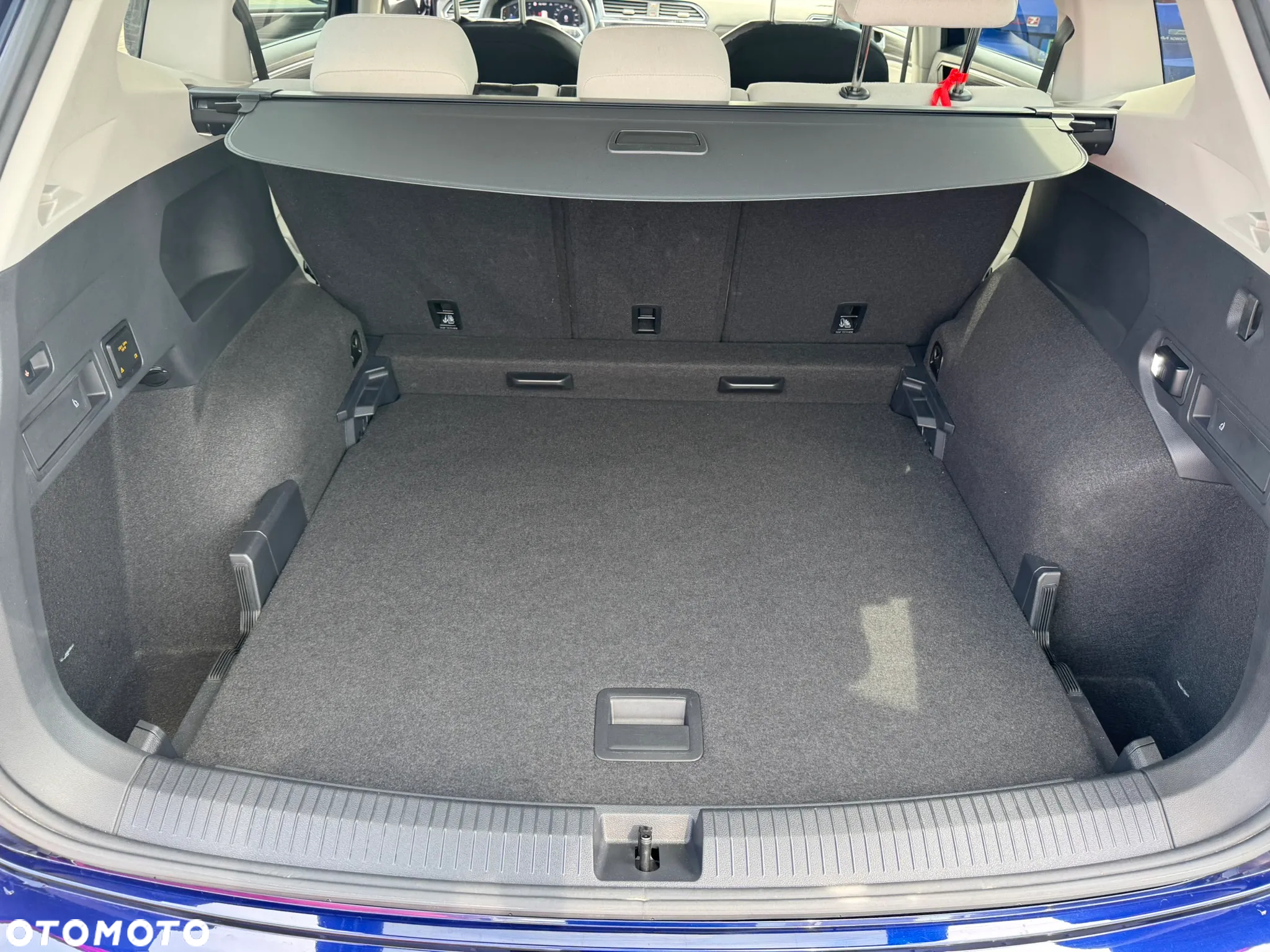 Volkswagen Tiguan 2.0 TDI SCR 4Mot Elegance DSG - 23