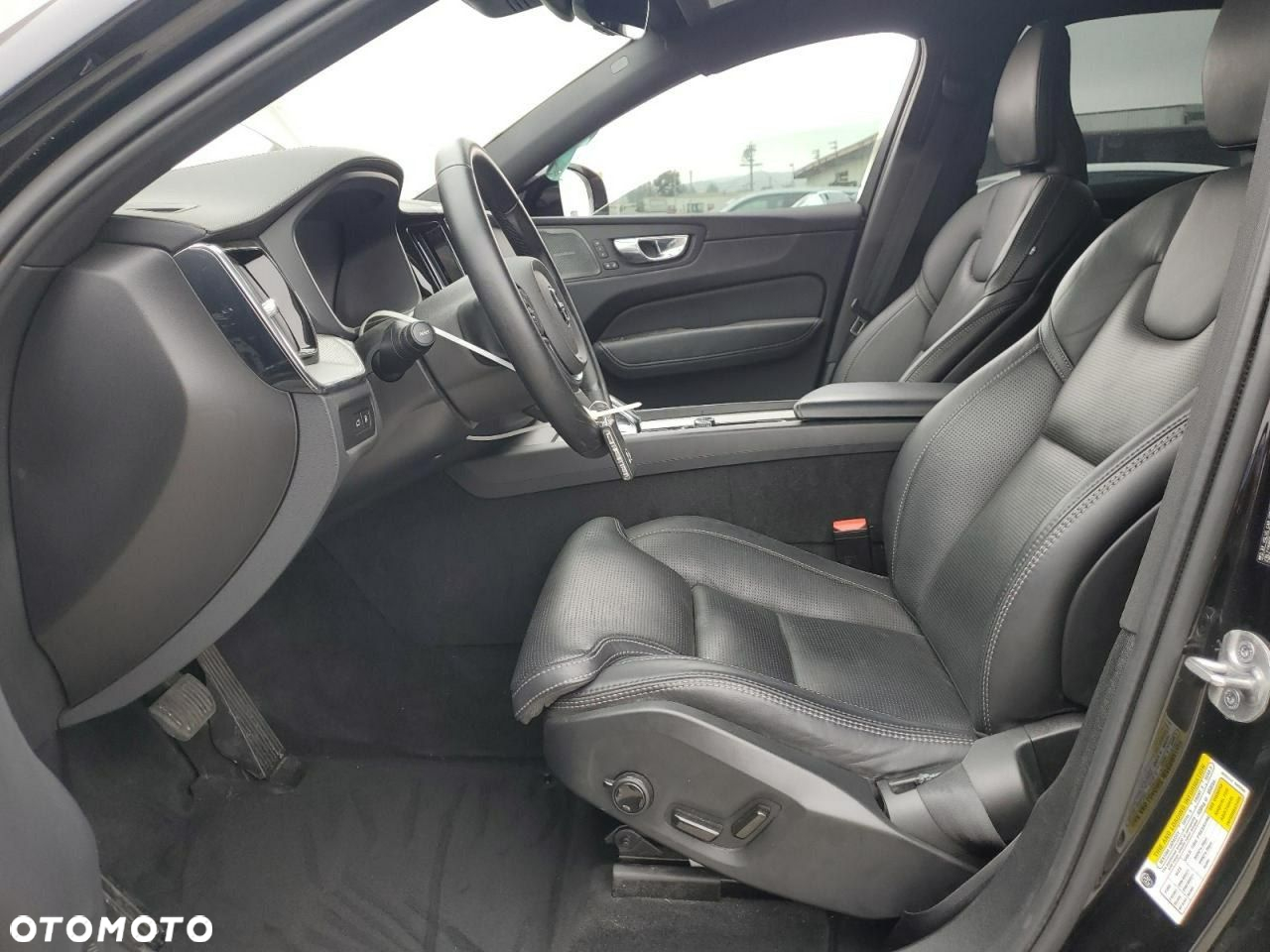 Volvo XC 60 - 8