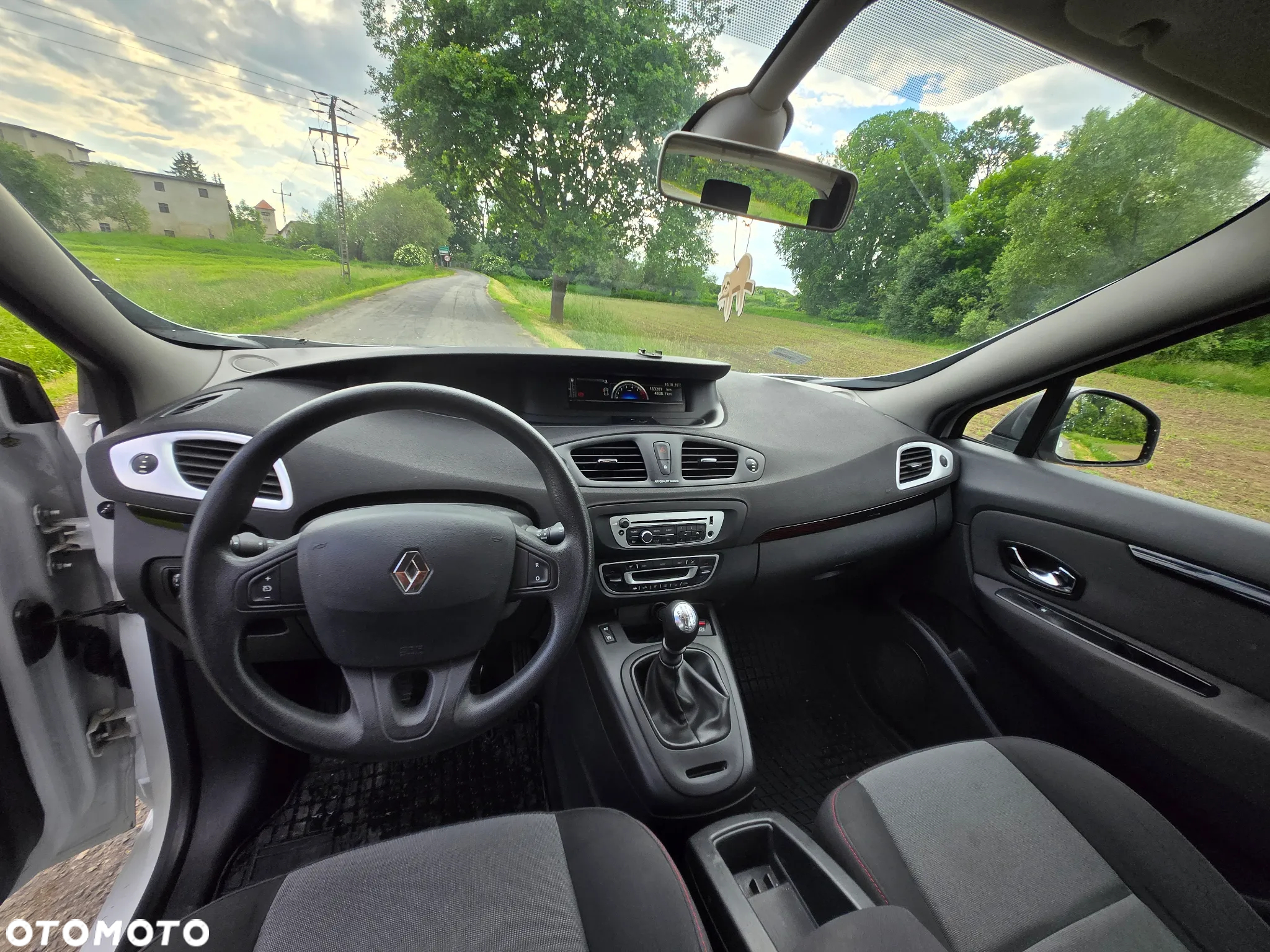 Renault Scenic 1.6 16V 110 Authentique - 13