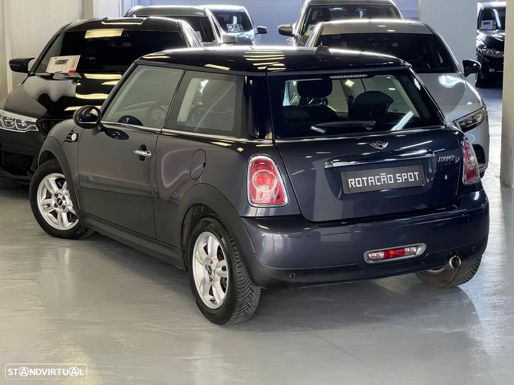 MINI 3 Portas Cooper D - 7