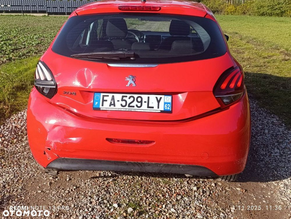 Peugeot 208 - 6