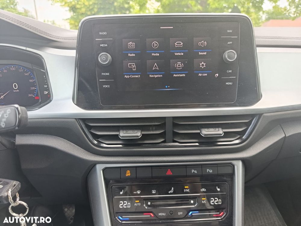 Volkswagen T-Roc 1.5 TSI DSG Life - 29