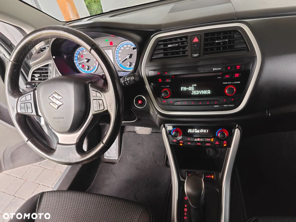 Suzuki SX4 S-Cross 1.6 VVT CVT 4x2 limited - 17