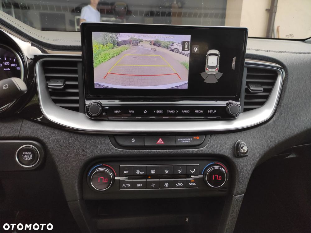 Kia XCeed - 23