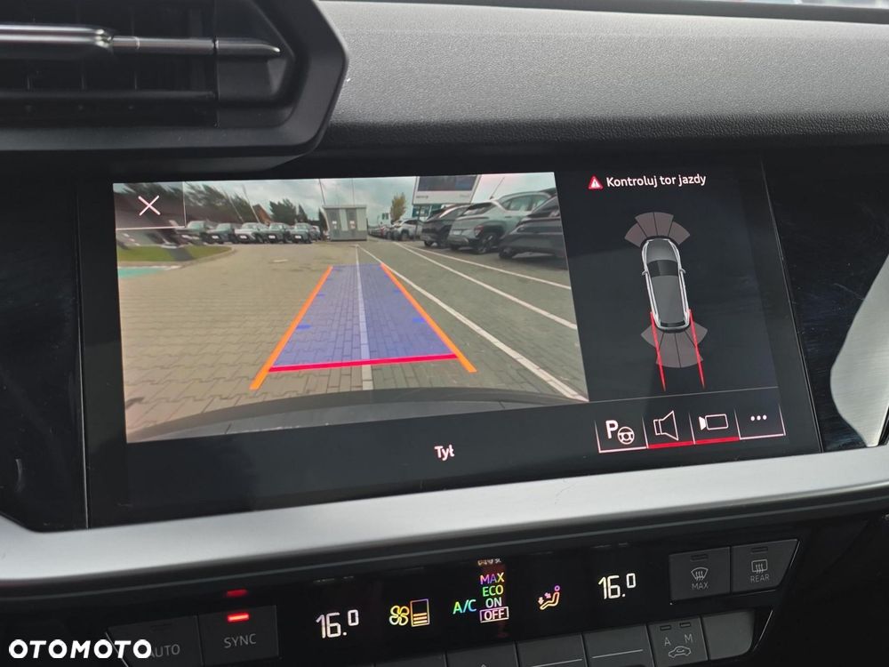 Audi A3 Sportback - 16