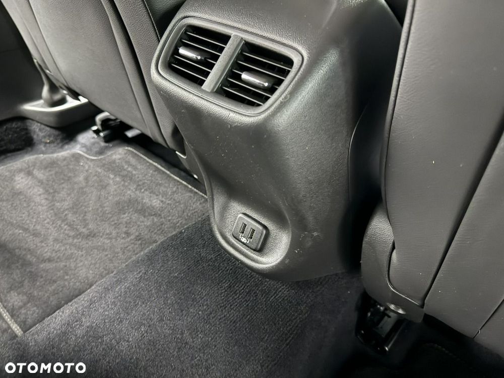 Opel Insignia - 38