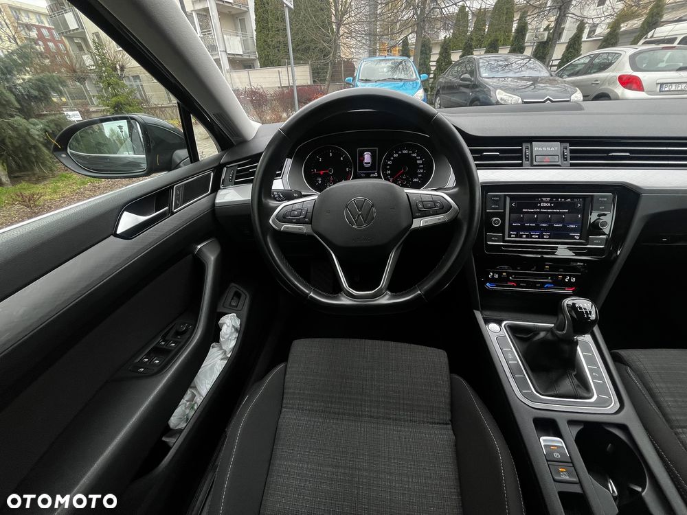 Volkswagen Passat 2.0 TDI EVO Business - 8