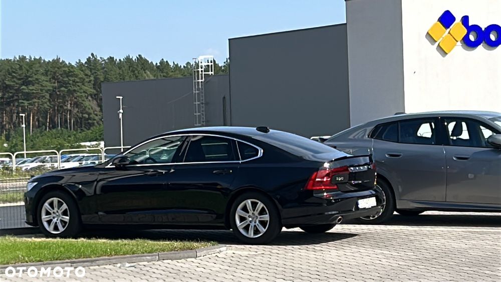 Volvo S90 D4 Momentum - 23