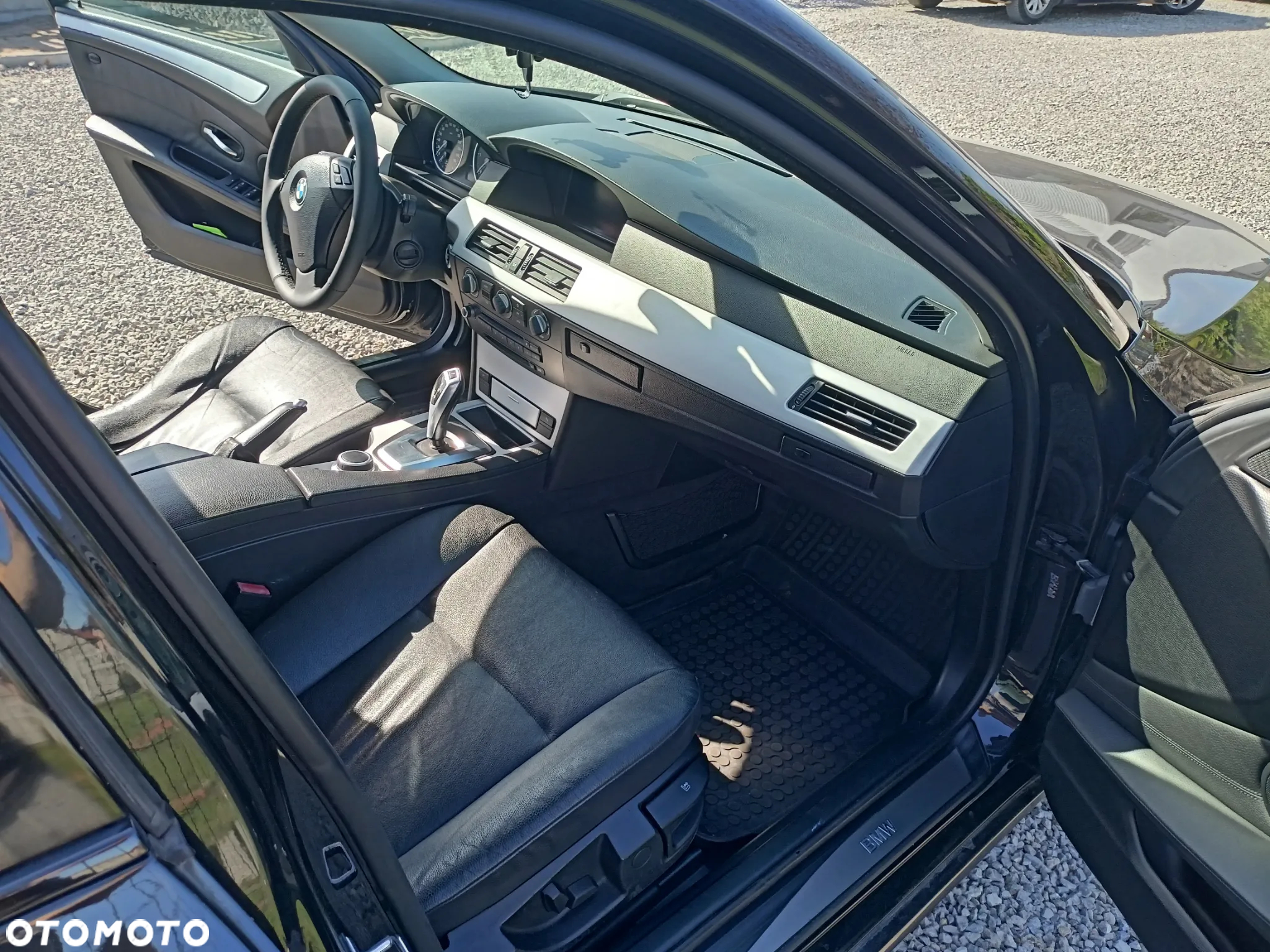 BMW Seria 5 520d Touring - 15