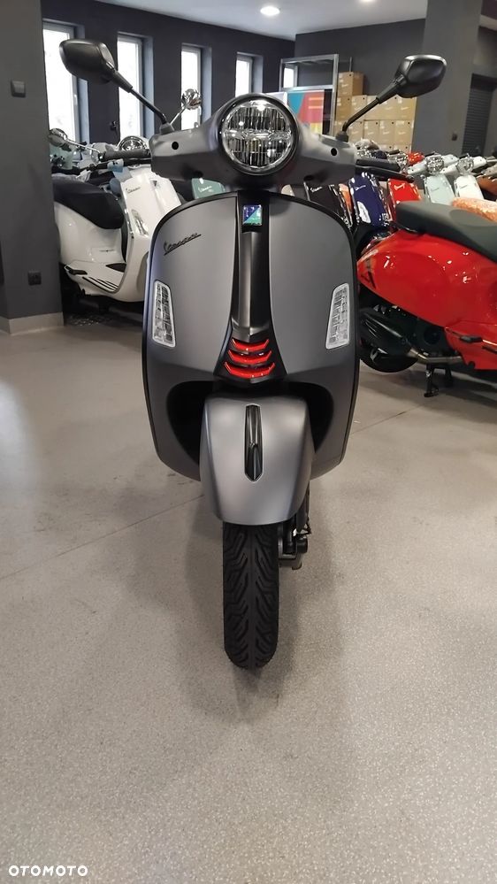 Vespa GTS - 6