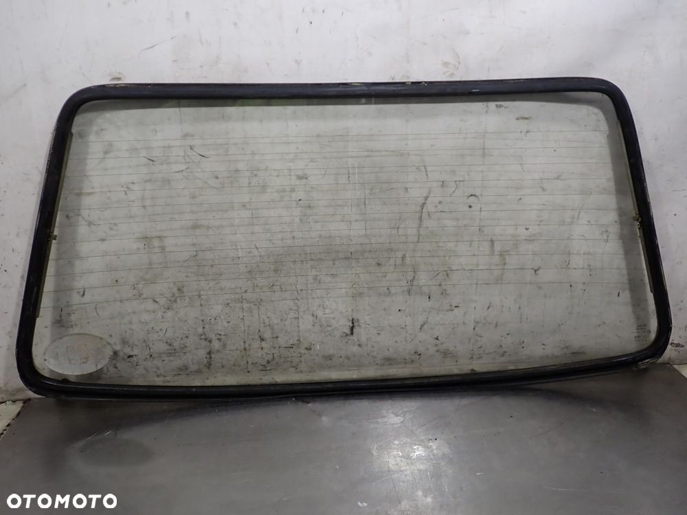 SZYBA TYLNA AUDI 80 B2 - 7