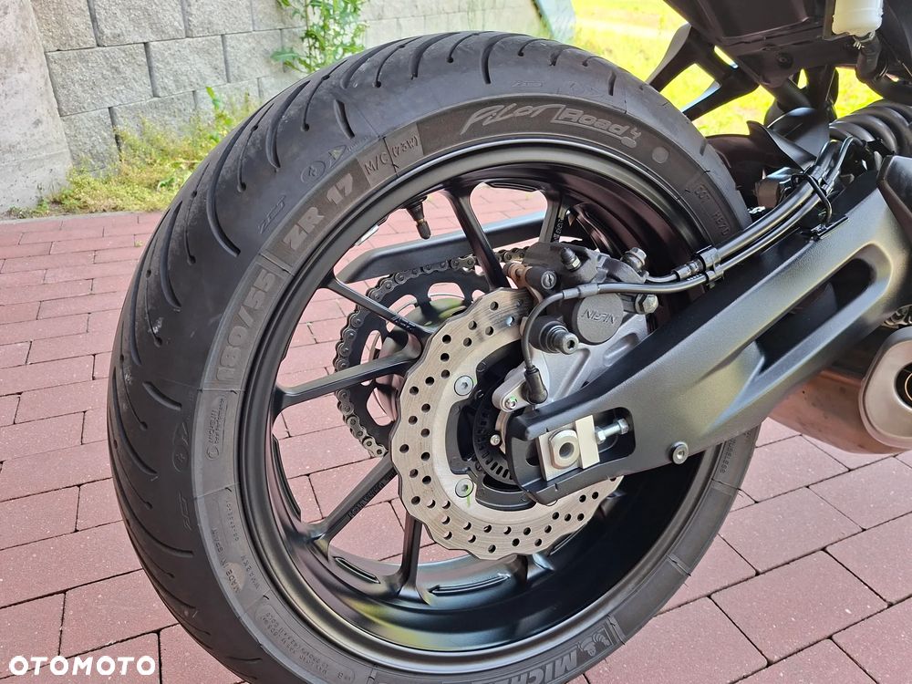 Yamaha Tracer - 11