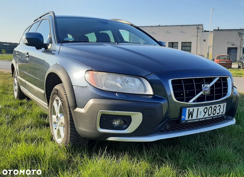 Volvo XC 70 - 4