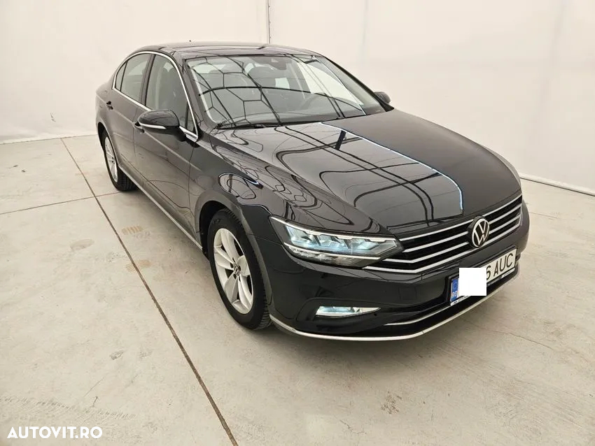 Volkswagen Passat 2.0 TDI DSG Highline - 8
