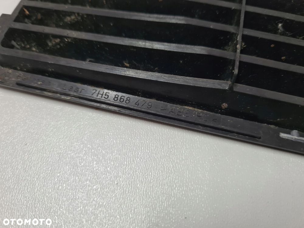 VW T5 MULTIVAN kratka nawiewu tapicerki LEWY TYŁ 7H5868479 - 2