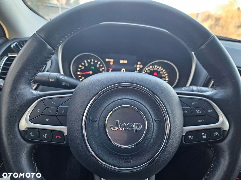 Jeep Compass 1.4 TMair Limited 4WD S&S - 31