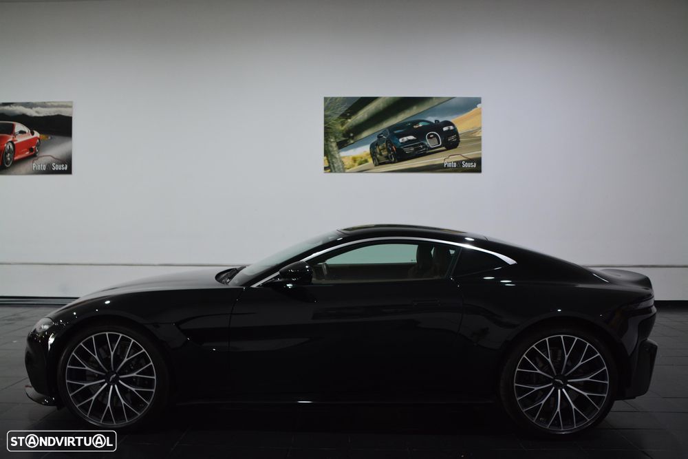Aston Martin Vantage Coupe V8 - 11