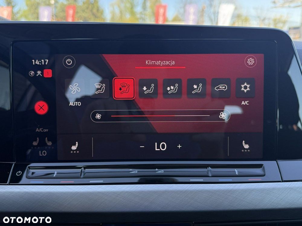 Volkswagen Golf 1.5 TSI EVO Life - 26