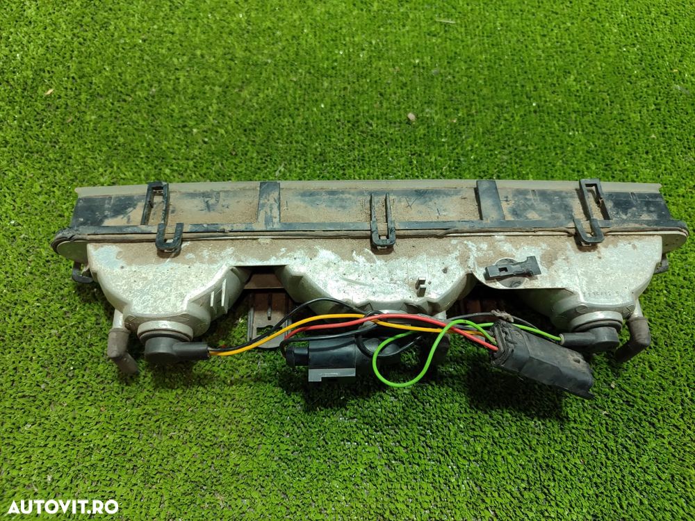 PROIECTOR CEATA SPATE PEUGEOT RCZ 2012 2.0 DIESEL / COUPE 2 USI COD OEM 6350KF / 2010-2015 - 2