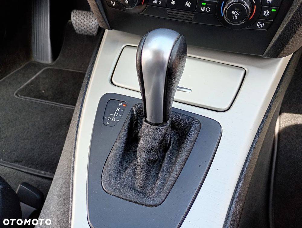 BMW Seria 3 320d DPF Edition Fleet Exclusive - 11