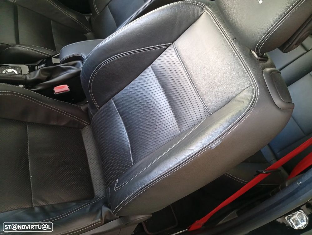 Renault Mégane Coupe TCe 265 Sport - 8